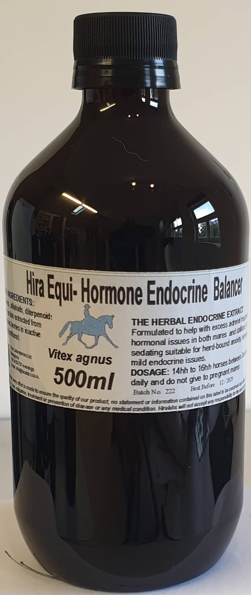 An amber bottle contains 500ml Vitex agnus extract